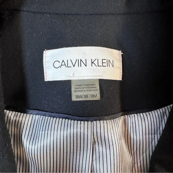 Calvin Klein Women's Dark Navy Blazer - Picture 5 of 8